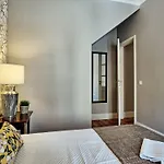 Angel's Chic Duplex By Interhome * Lisbon