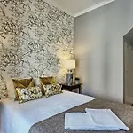 Apartment Angel's Chic Duplex By Interhome *
