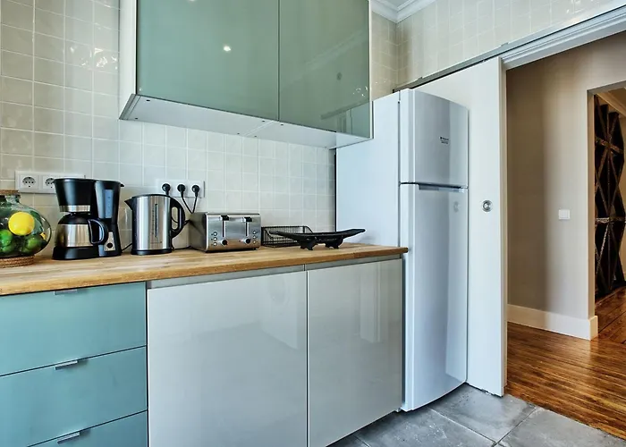 Angel's Chic Duplex By Interhome Lissabon